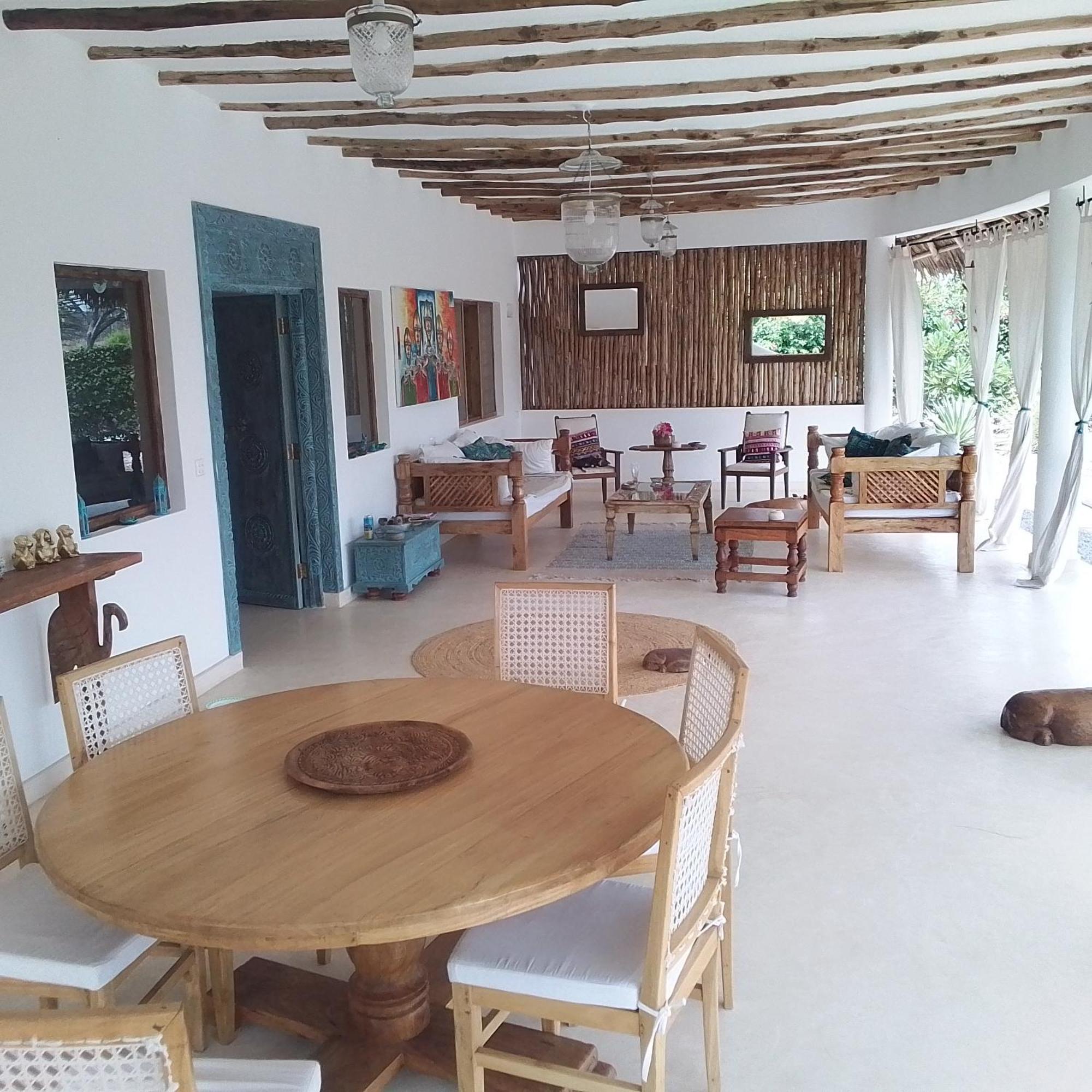 Shira House Bed & Breakfast Ватаму Екстериор снимка